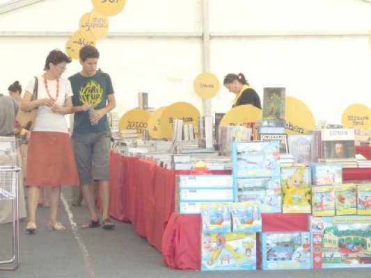 Târgul Kilipirim s-a redeschis pe faleza Cazinoului